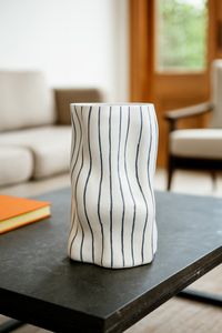 PLANTER & VASES