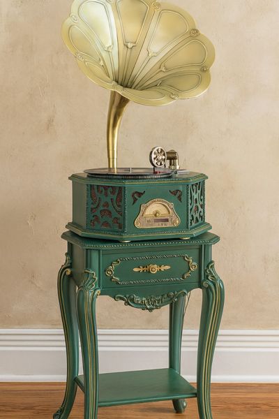 Horn Gramophone Retro Vinyl Player with Wooden Stand